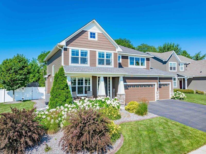 1100 Skybrooke Ave, Waconia, MN 55387