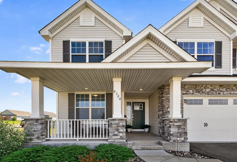 8384 Yearling Trl, Woodbury, MN 55129