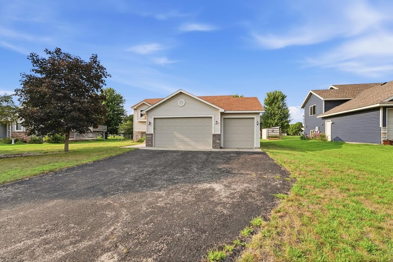17056 Trillium Ln, Big Lake, MN 55309