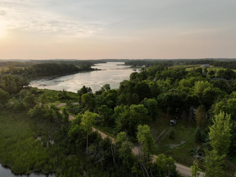 20645 Oakdale Rd, Underwood, MN 56586