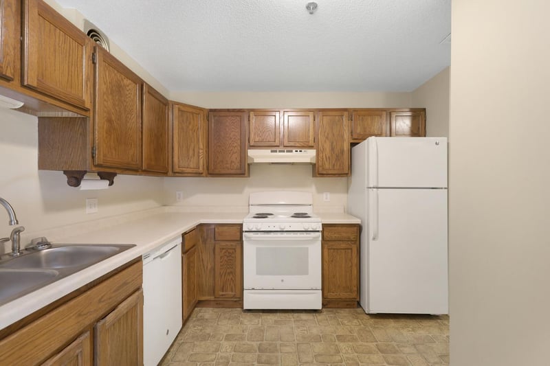 6615 Lake Shore Dr S #115, Richfield, MN 55423