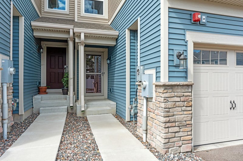 7261 Alvarado Ln N, Maple Grove, MN 55311