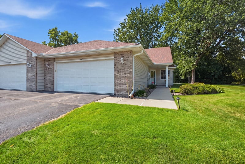 7087 Dupre Rd, Centerville, MN 55038