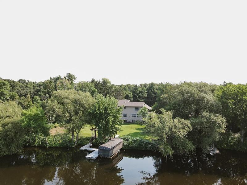 9295 Rosehaven Blvd, Little Falls, MN 56345