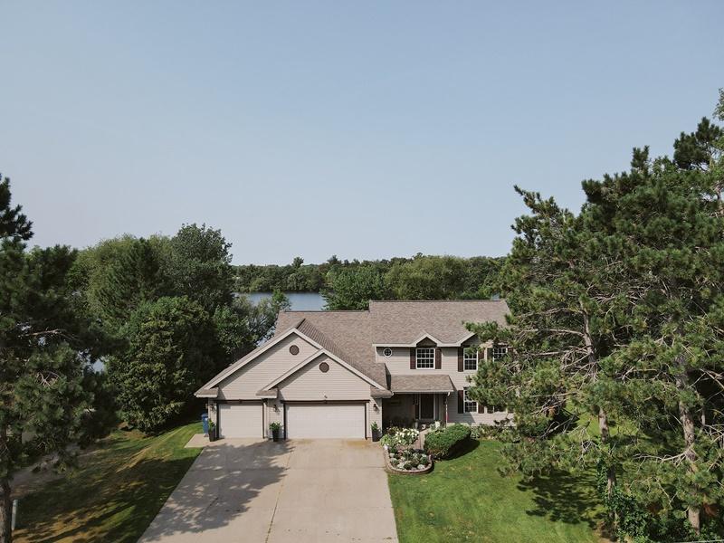 9295 Rosehaven Blvd, Little Falls, MN 56345