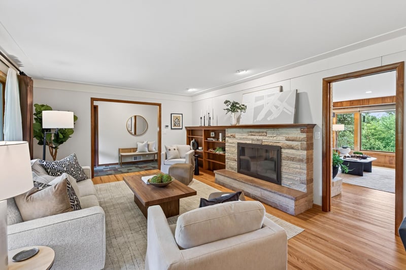 15753 Cedar Ridge Rd, Eden Prairie, MN 55347