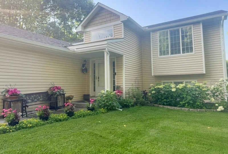 13413 NW Riverview Dr NW, Elk River, MN 55330