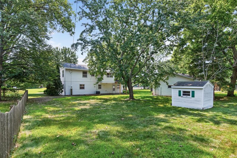 13400 Orchard Rd, Hopkins, MN 55305