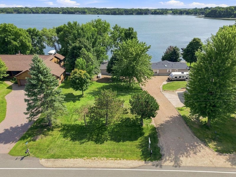 65531 216th St, Darwin, MN 55324