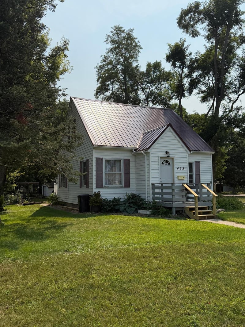 428 E Rooney Ave, Appleton, MN 56208