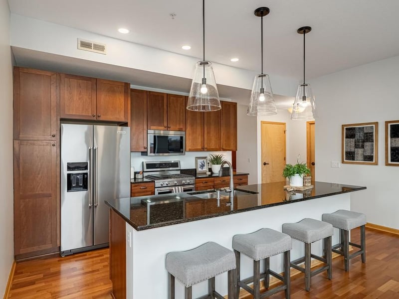 4730 Park Commons Dr #425, Saint Louis Park, MN 55416