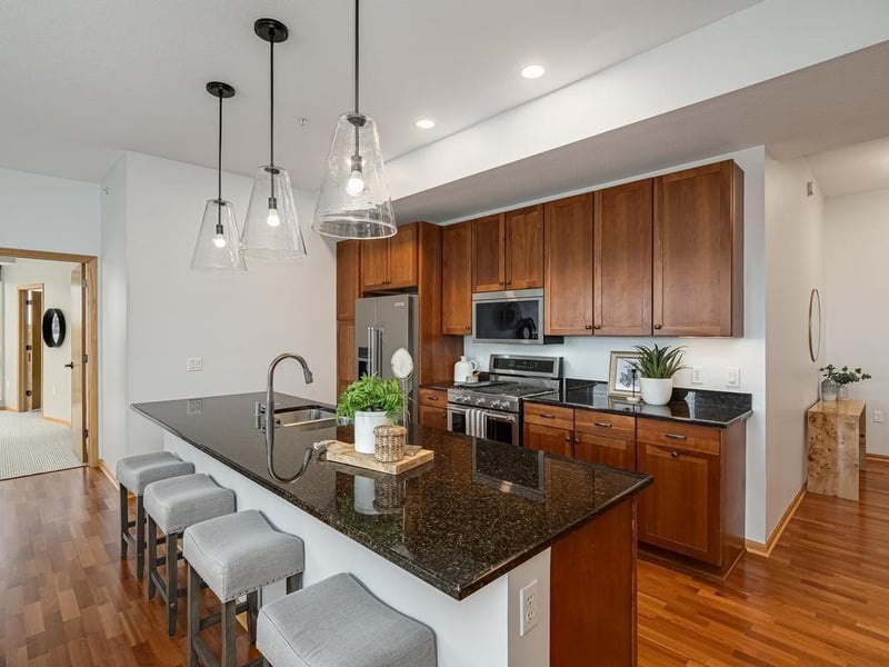 4730 Park Commons Dr #425, Saint Louis Park, MN 55416