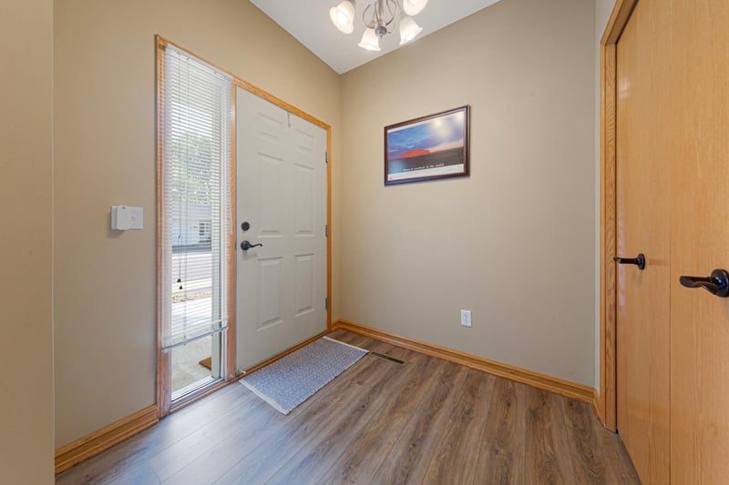1303 Presidential Dr, Northfield, MN 55057