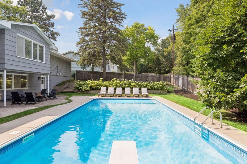 1661 Virginia Ave S, Saint Louis Park, MN 55426