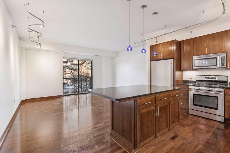 317 Groveland Ave #116, Minneapolis, MN 55403