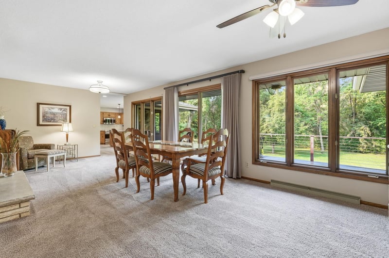 813 Everett Dr, Stillwater, MN 55082