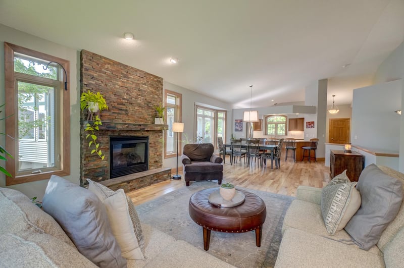 4610 Dallas Ln N, Plymouth, MN 55446
