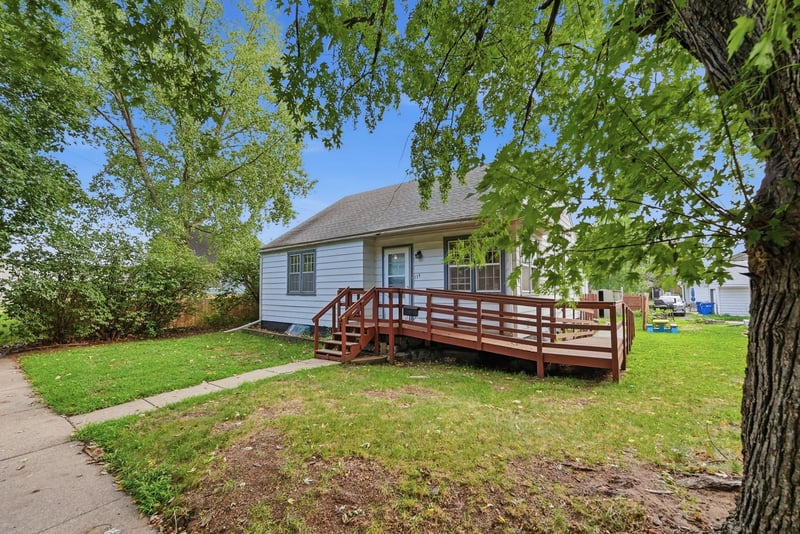 119 2nd Ave NE, Saint Cloud, MN 56304