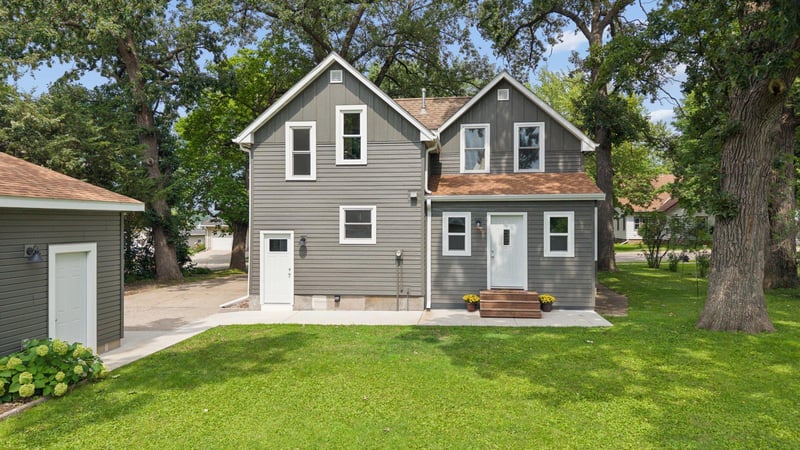 700 2nd Ave SW, Hutchinson, MN 55350