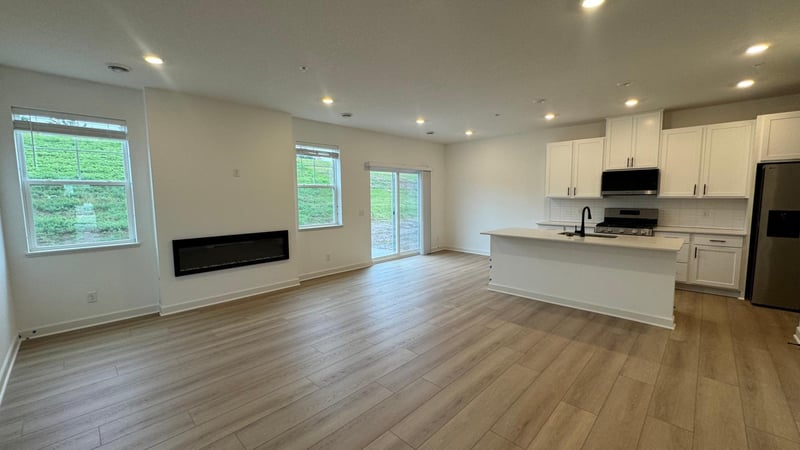 224 Huntington Dr, Waconia, MN 55387