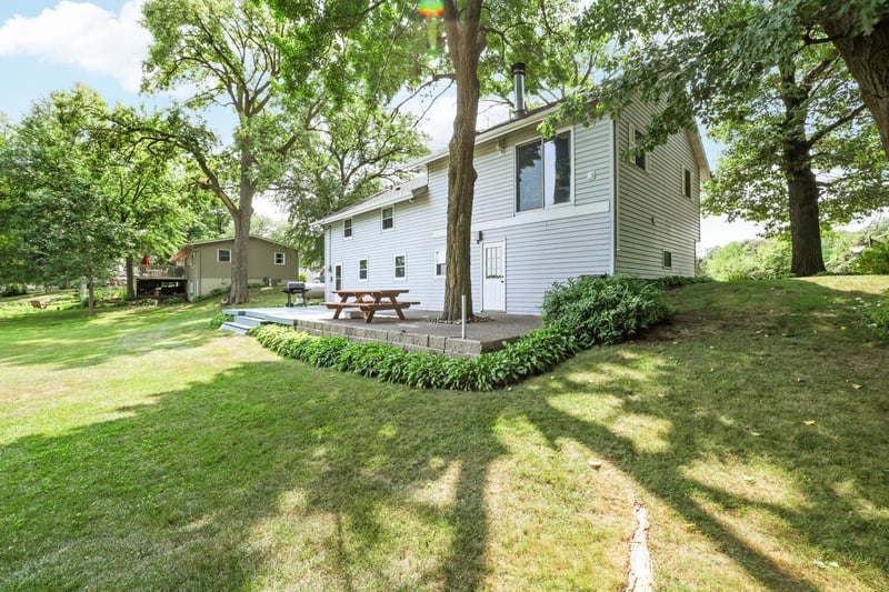 10574 Arnold Cir NW, Monticello, MN 55362