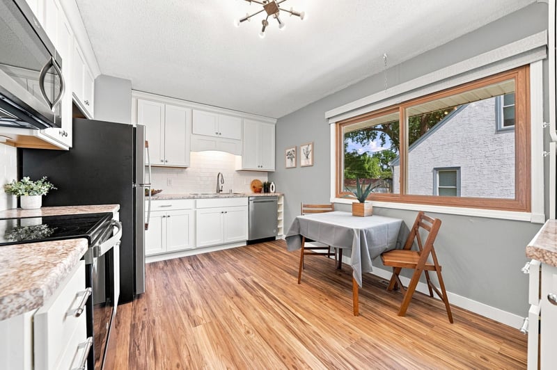 1893 Highway 96 E, White Bear Lake, MN 55110