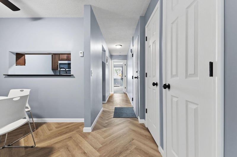 12844 Nicollet Ave #102, Burnsville, MN 55337