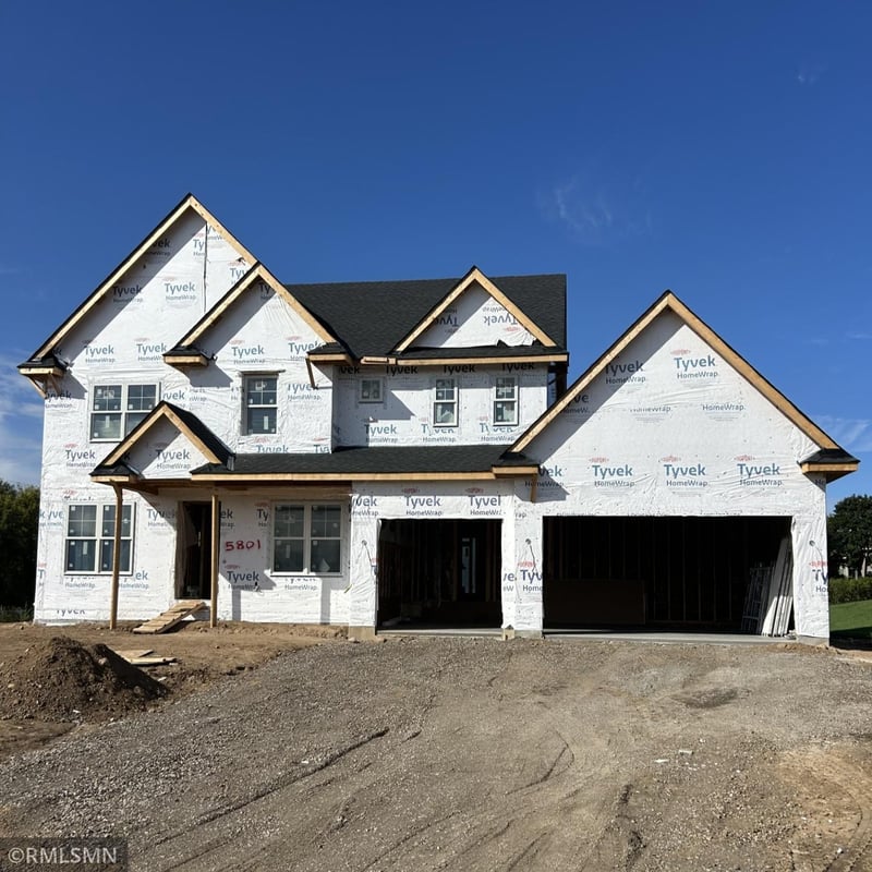 5801 Century Rg, Woodbury, MN 55129
