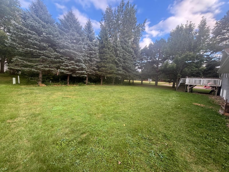 469 Campbell Ln NW, Hutchinson, MN 55350