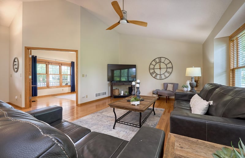 2592 Blue Bill Cir, White Bear Lake, MN 55110