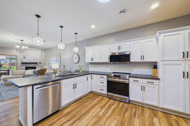 2307 Norwood Ln, Mound, MN 55364