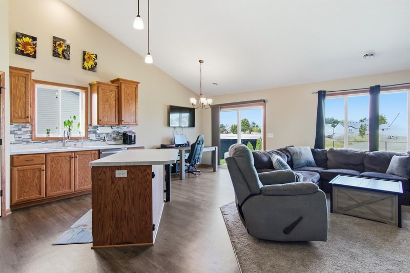 411 Staples Rd, Osceola, WI 54020