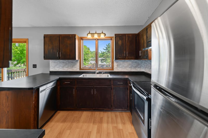 1232 Cypress Rd, Saint Cloud, MN 56303