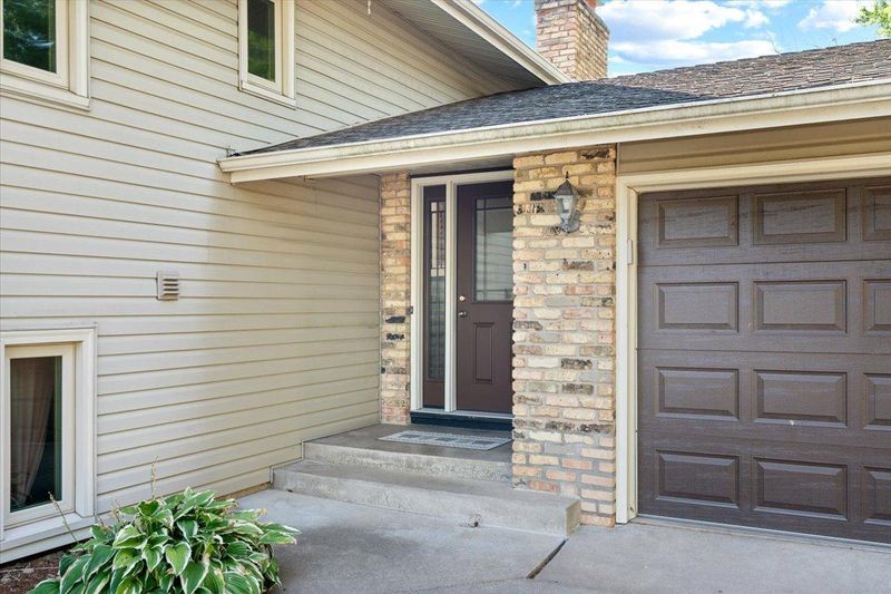 7901 37th Ave N, New Hope, MN 55427