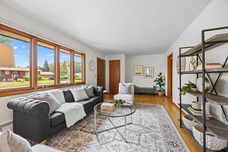 10006 Chicago Ave S, Bloomington, MN 55420