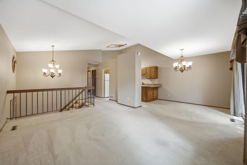14406 Portland Ave, Burnsville, MN 55337