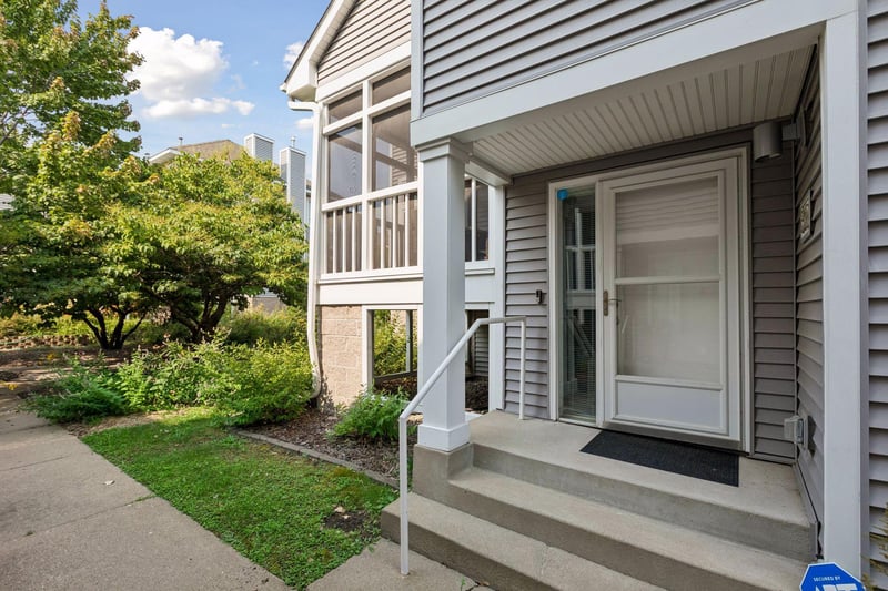 632 3rd Ave NE, Minneapolis, MN 55413