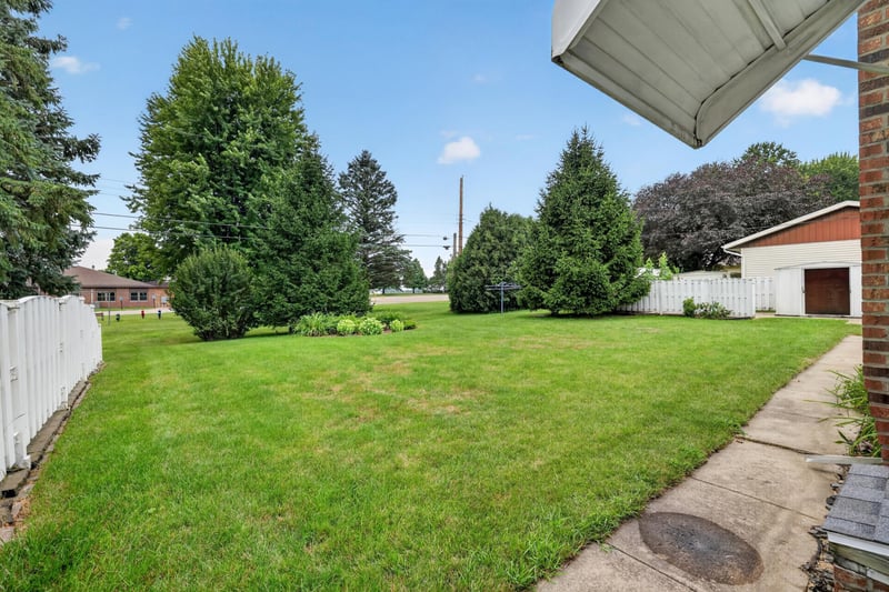 212 2nd St NW, Byron, MN 55920