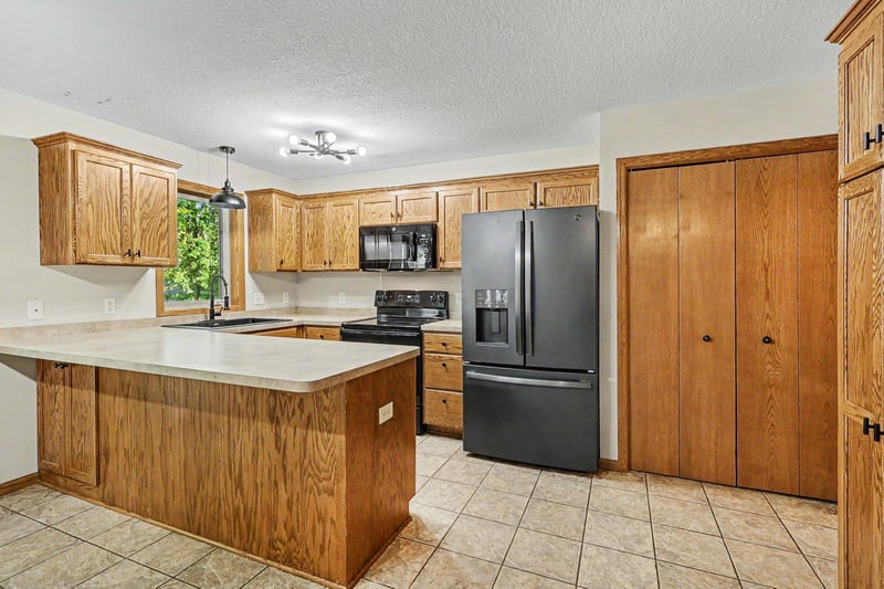 70 W Louis St, Elko New Market, MN 55054