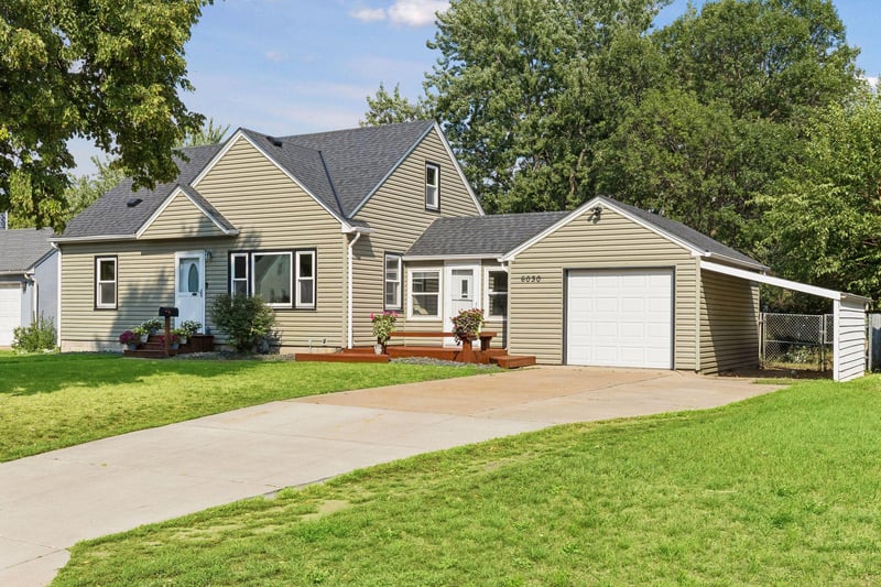 6030 Aldrich Ave N, Brooklyn Center, MN 55430