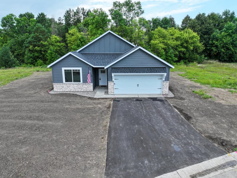1726 Donway Pl NE, Alexandria, MN 56308