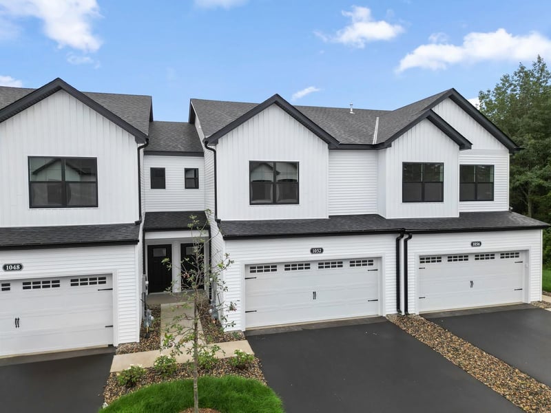 1052 130th Ct E, Rosemount, MN 55068