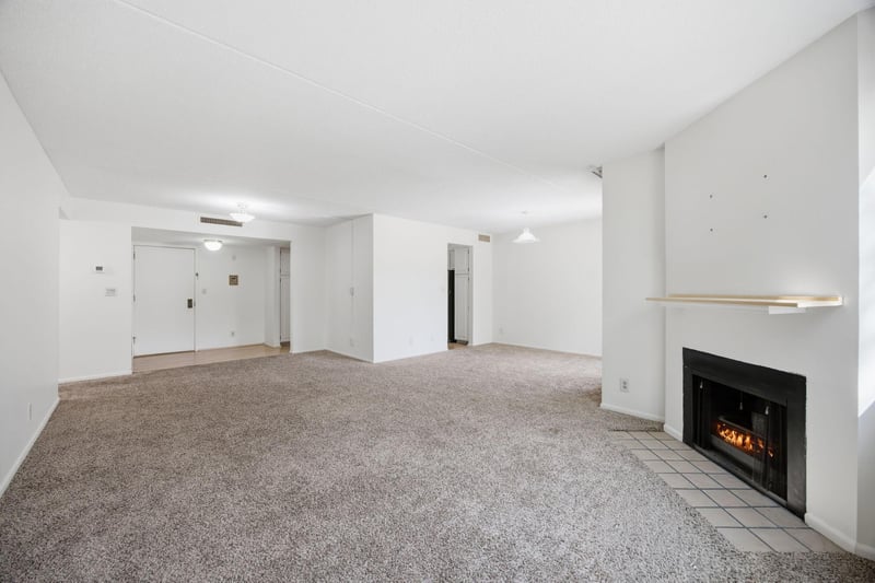 7200 York Ave S #314, Edina, MN 55435