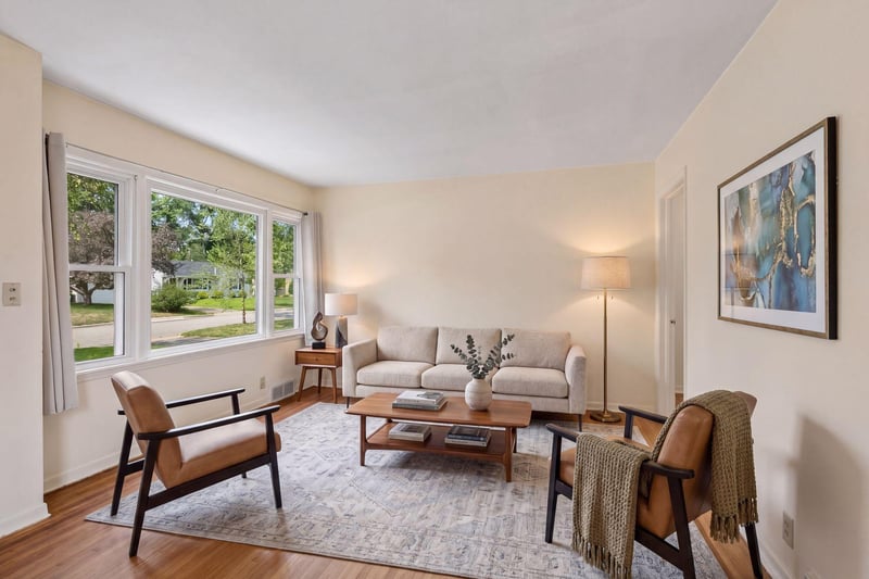 2933 Hillsboro Ave S, Saint Louis Park, MN 55426