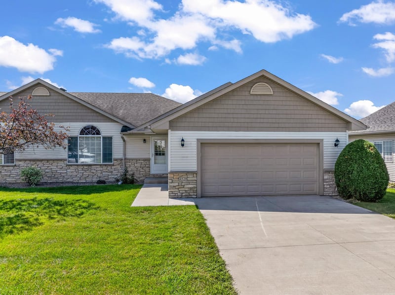 4528 Prairie View Pl NW, Rochester, MN 55901