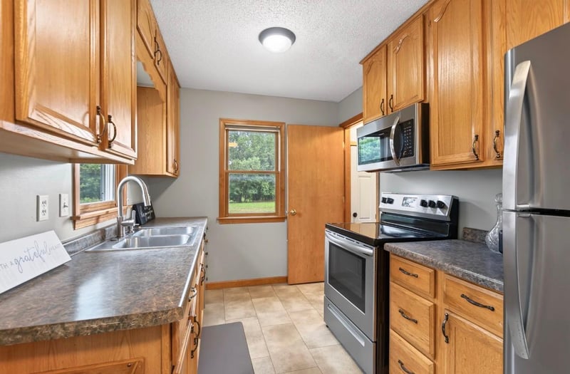 4900 Thomas Ave N, Minneapolis, MN 55430