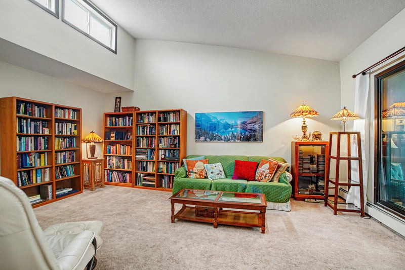 2680 Oxford St N #145, Roseville, MN 55113