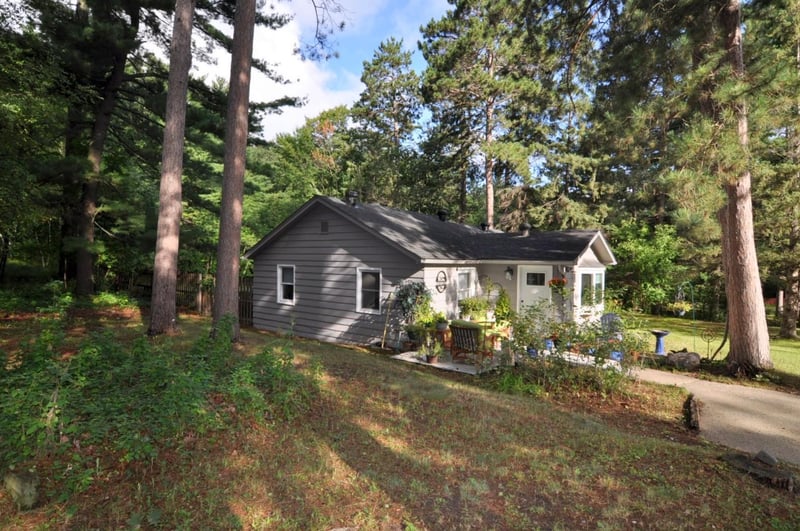 212 13th St S, Walker, MN 56433