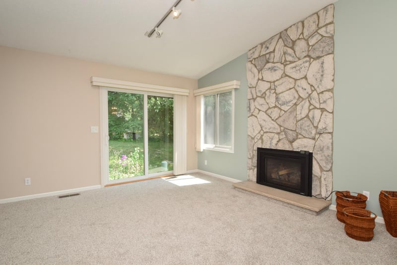 4406 Arden View Ct, Arden Hills, MN 55112