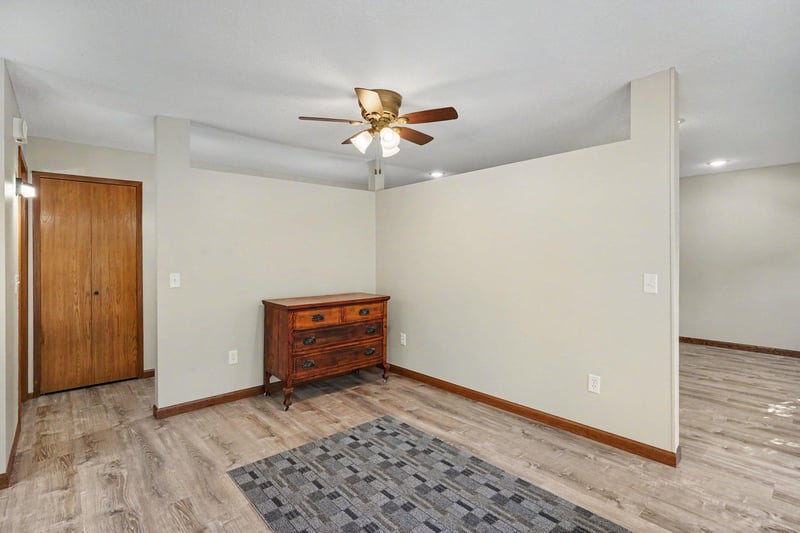 1852 Kennedy Ct, Northfield, MN 55057